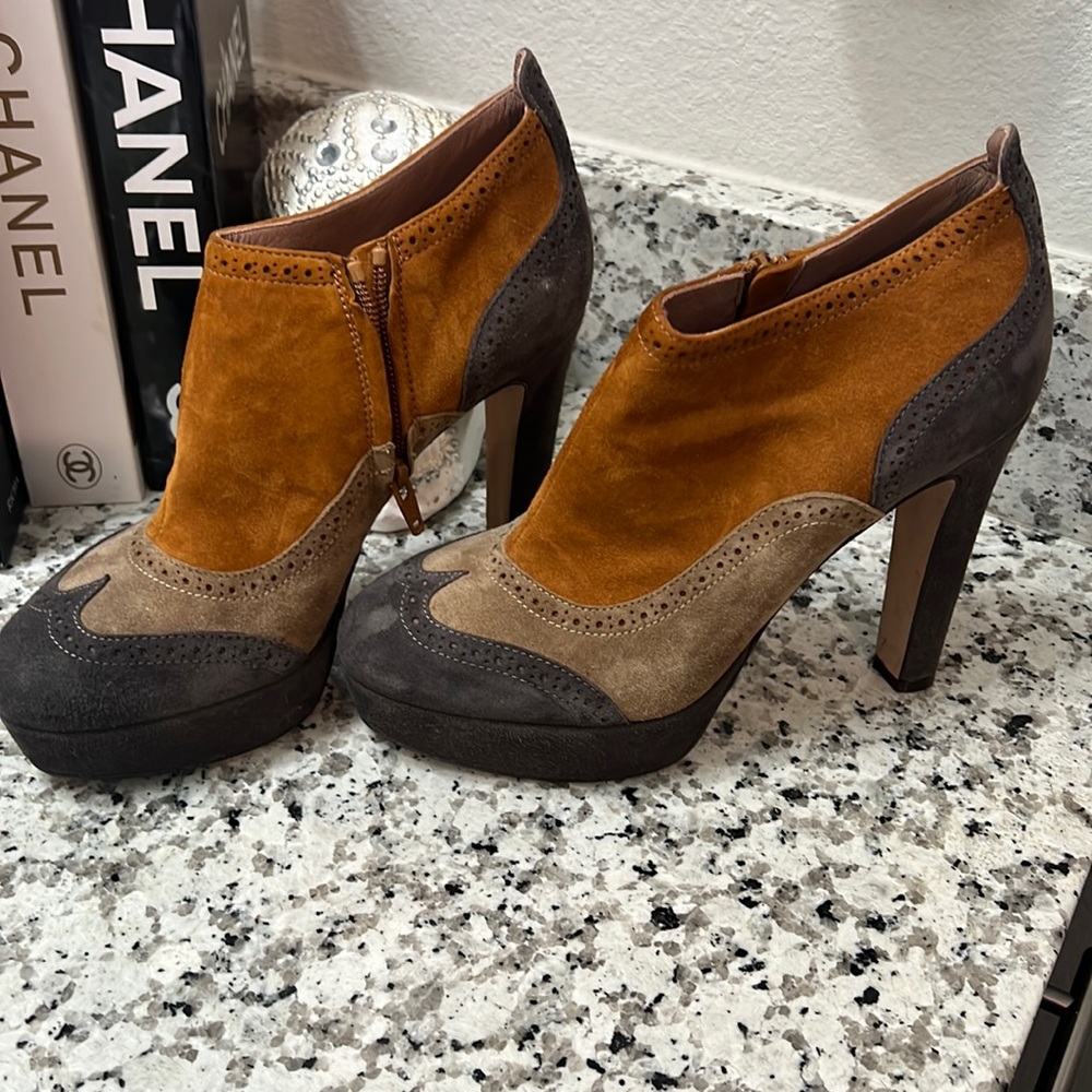 New never worn. L’AUTRE CHOSE VERO CHOSE “Made in Italy”.